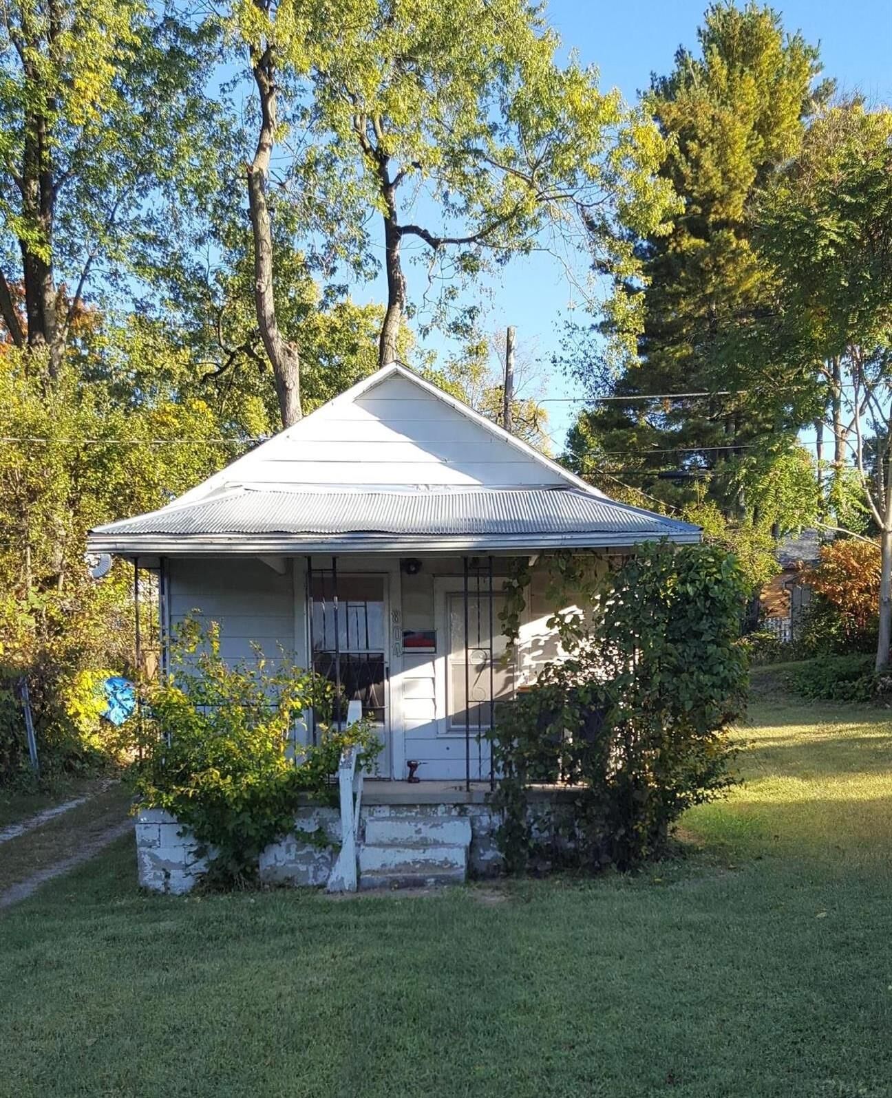 Property Photo:  804 W 7th Street  IN 47404 