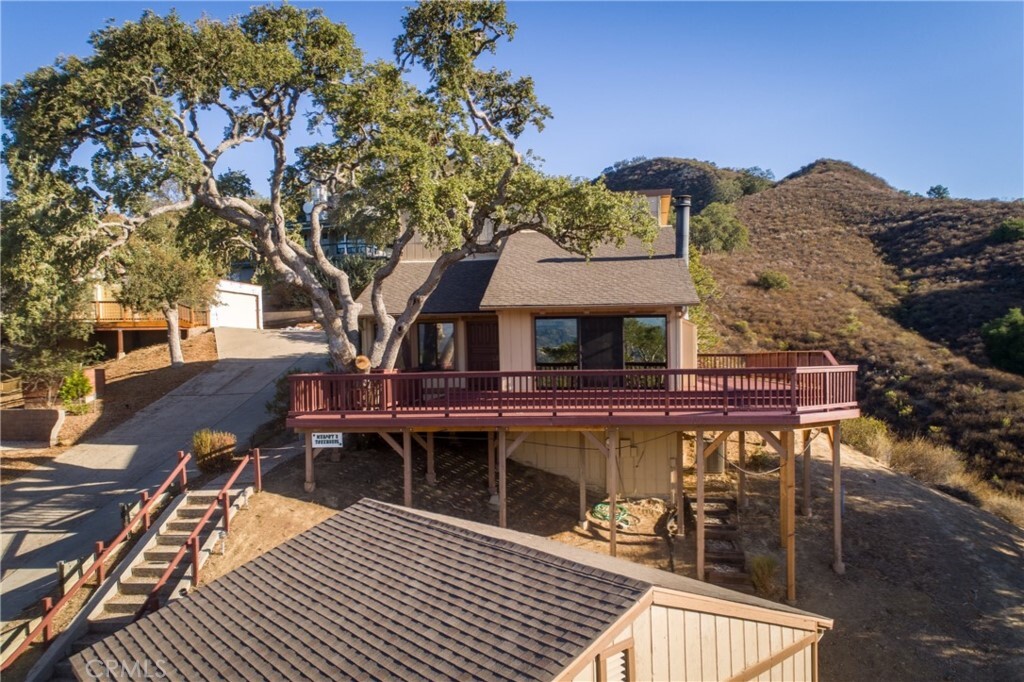 Property Photo: 2170 Ridge Rider Road CA 93426