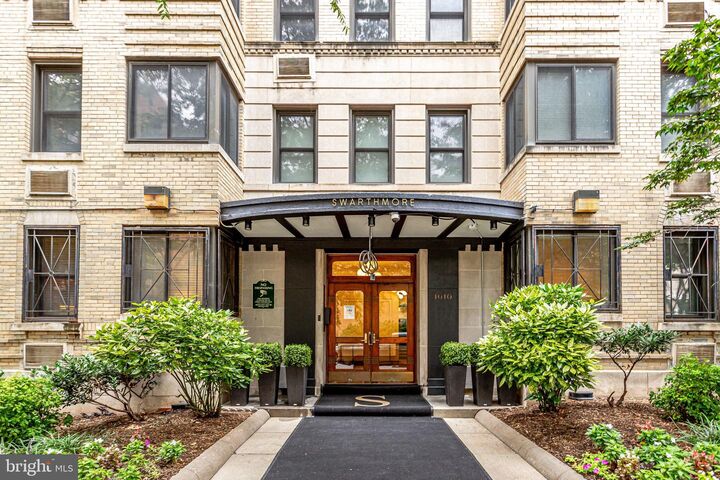 1010 25th Street NW 505  Washington DC 20037 photo