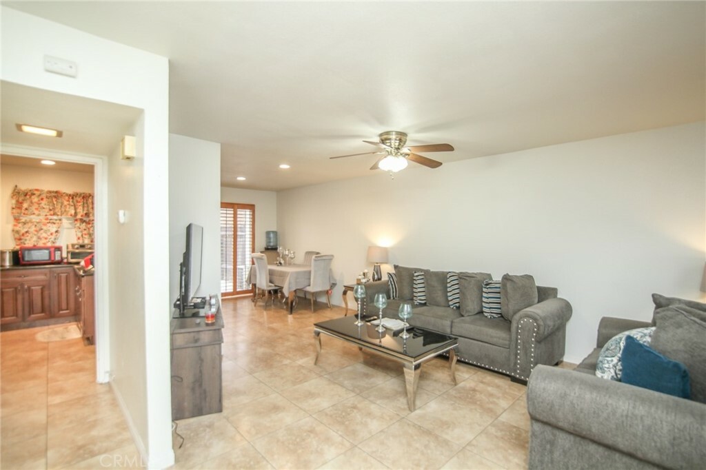 Property Photo:  1408 N Elderberry Avenue  CA 91762 