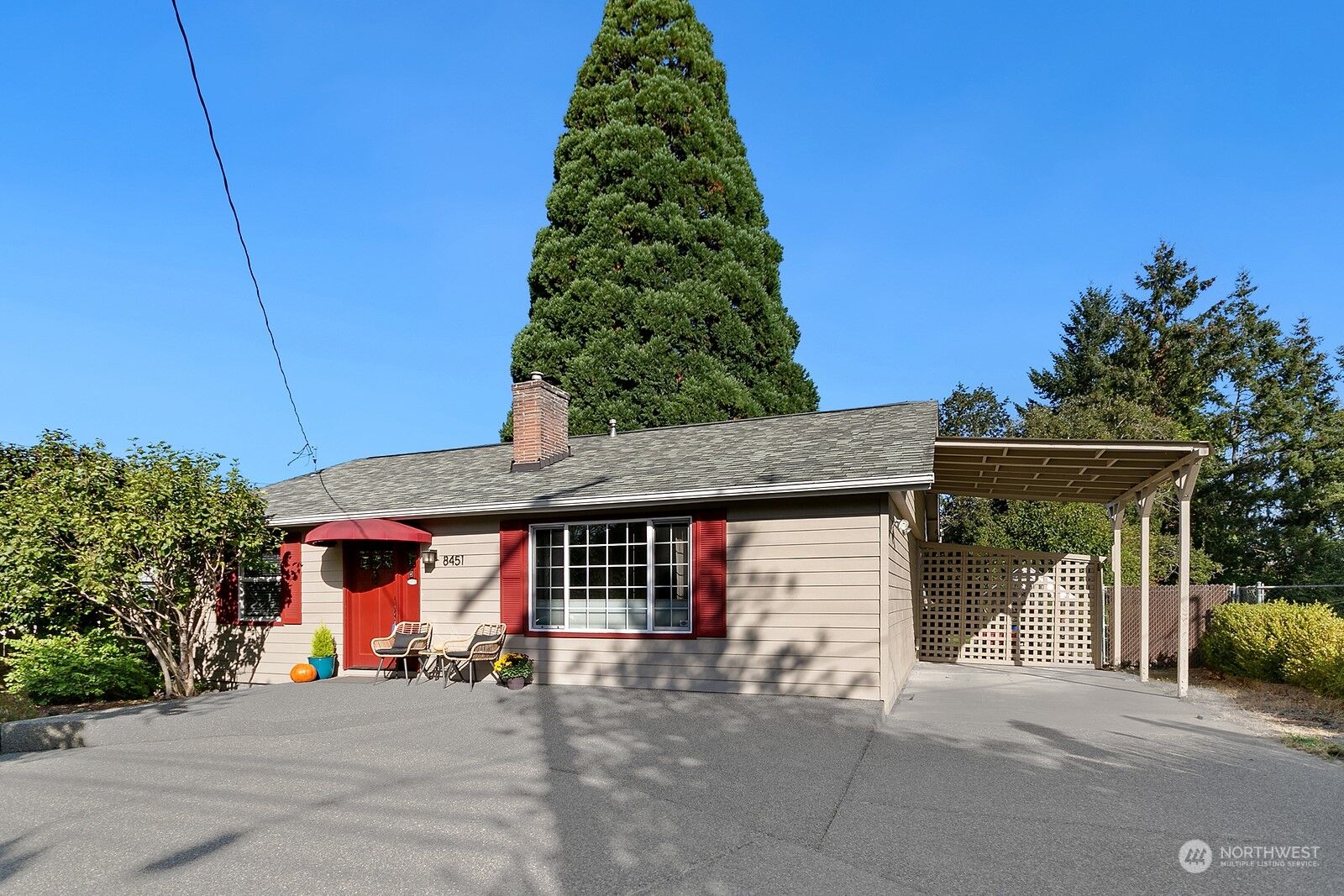 Property Photo:  8451 S 19th St  WA 98466 