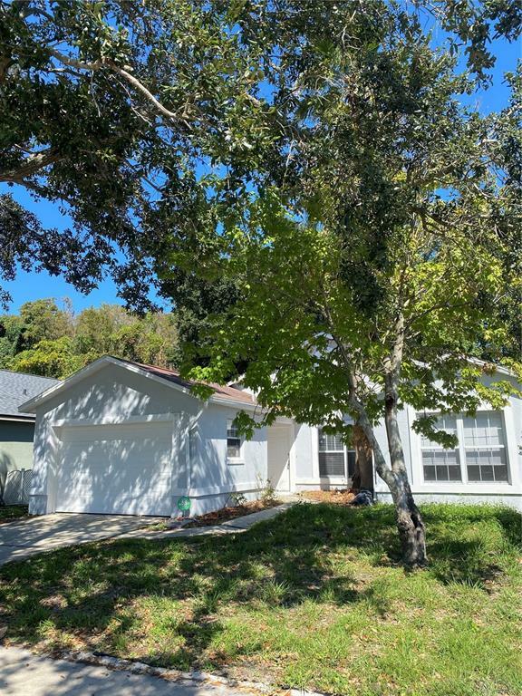 Property Photo:  2718 Woodruff Drive  FL 32837 