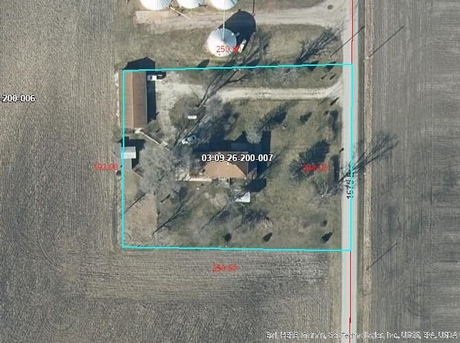 Property Photo:  480 N County Road 1675   61953 