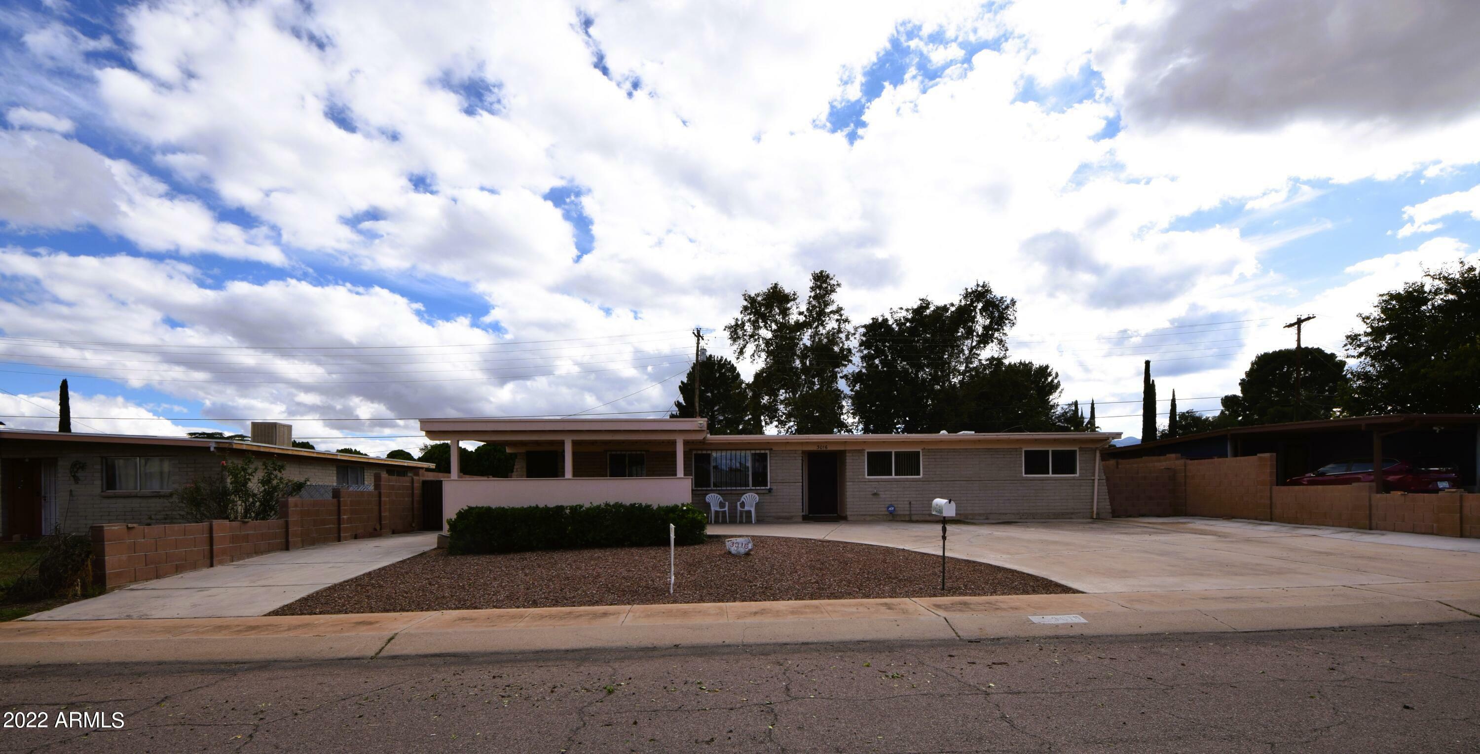 Property Photo:  3016 Dove Drive  AZ 85635 