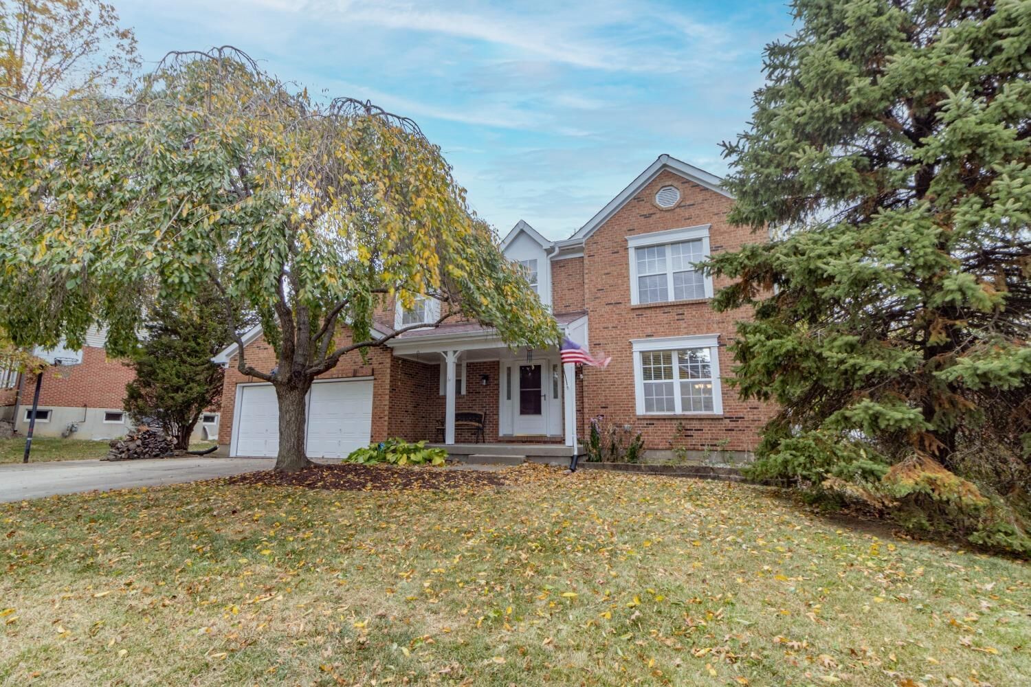 Property Photo: 6446 Millrace Way OH 45069