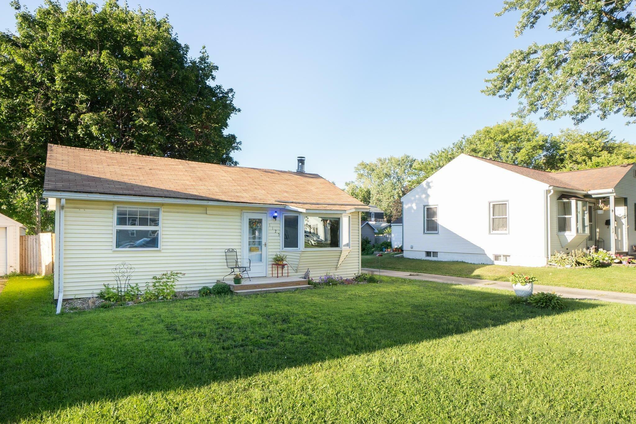 Property Photo:  1125 Glenny Avenue  IA 50702 