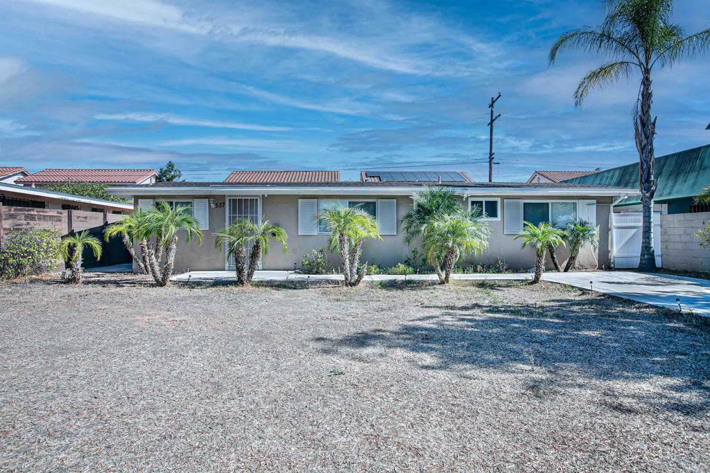 Property Photo:  537 Jeffree Street  CA 92020 