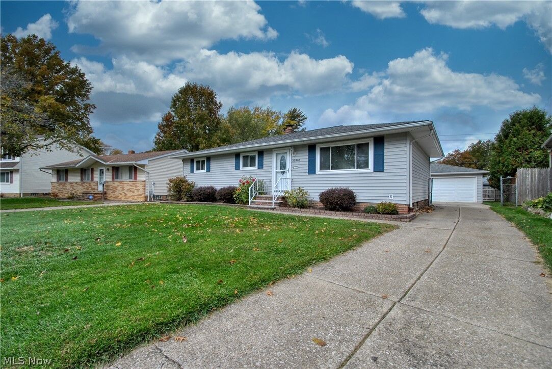 Property Photo:  35465 Grovewood  OH 44095 