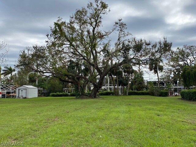 Property Photo: 78 Aqua Lane FL 33903