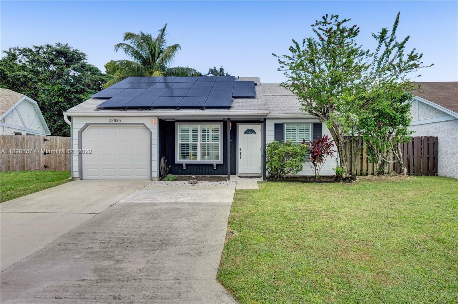 Property Photo:  22835 N Sandalfoot Blvd  FL 33428 