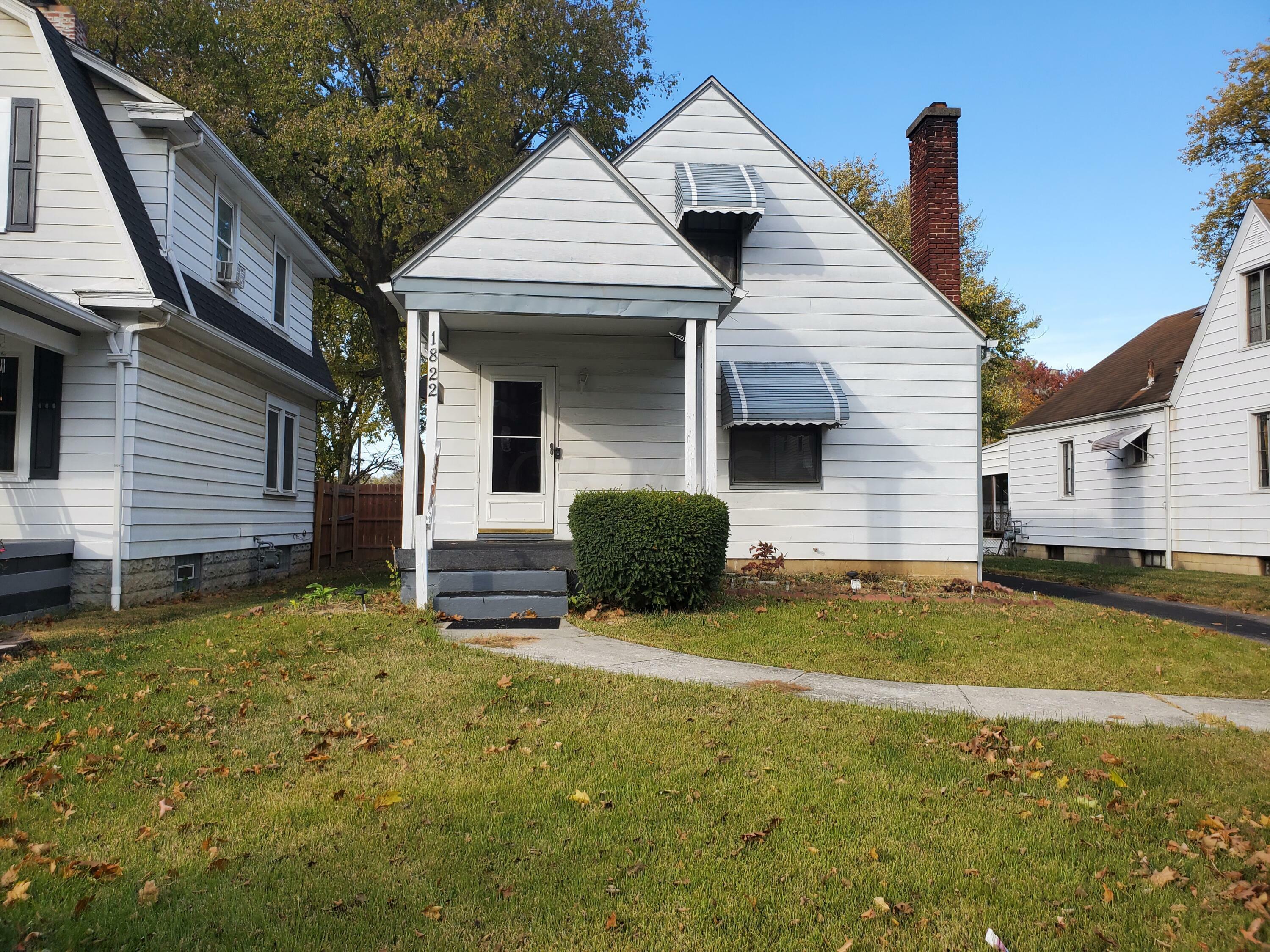 Property Photo: 1822 E Fulton Street OH 43205