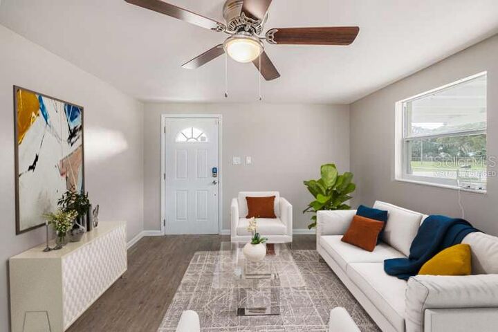Property Photo:  7218 E Chelsea Street  FL 33610 