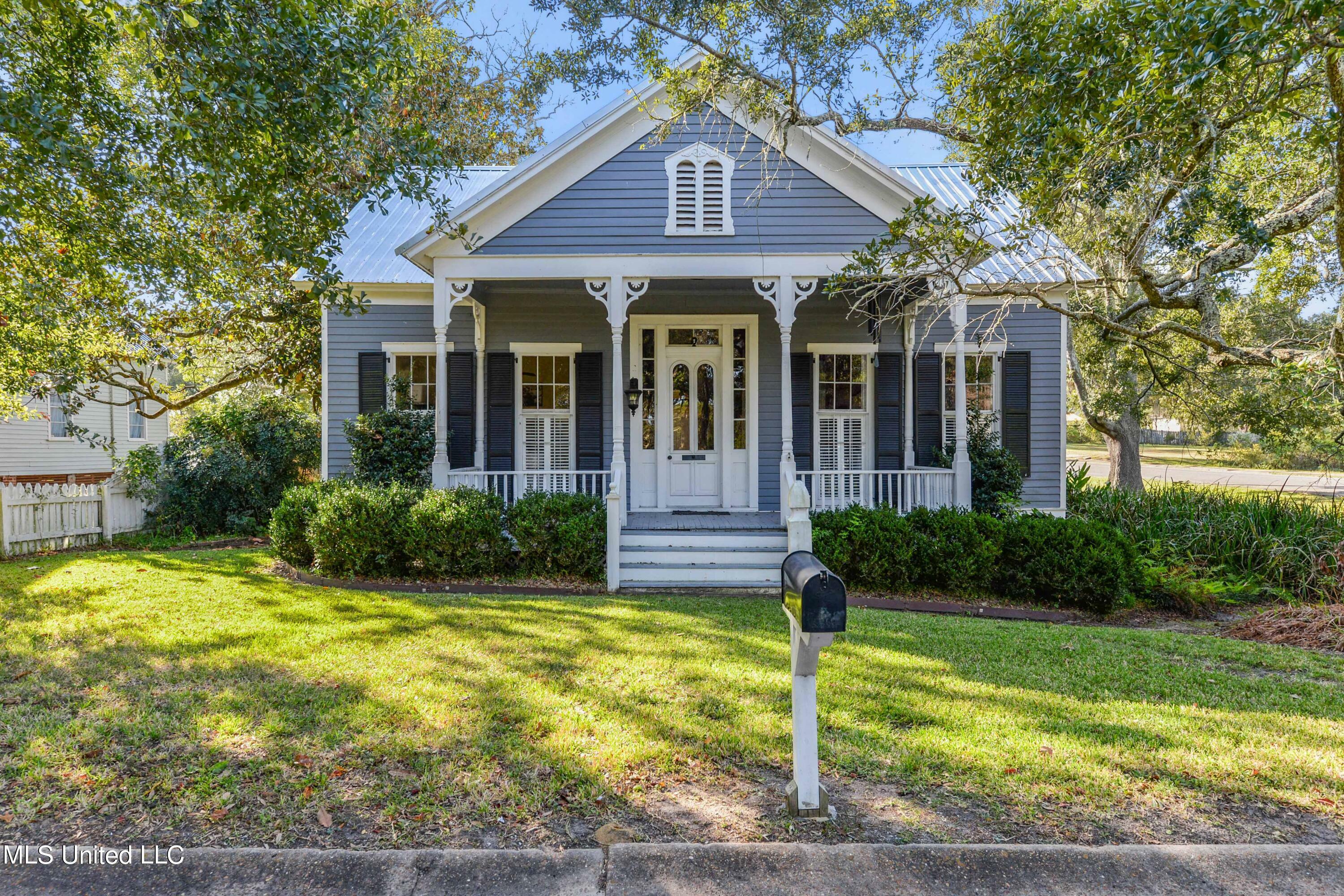 Property Photo:  4124 Dantzler Street  MS 39563 