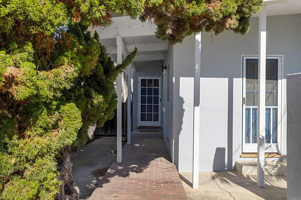 Property Photo: 235 La Veta Avenue CA 92024