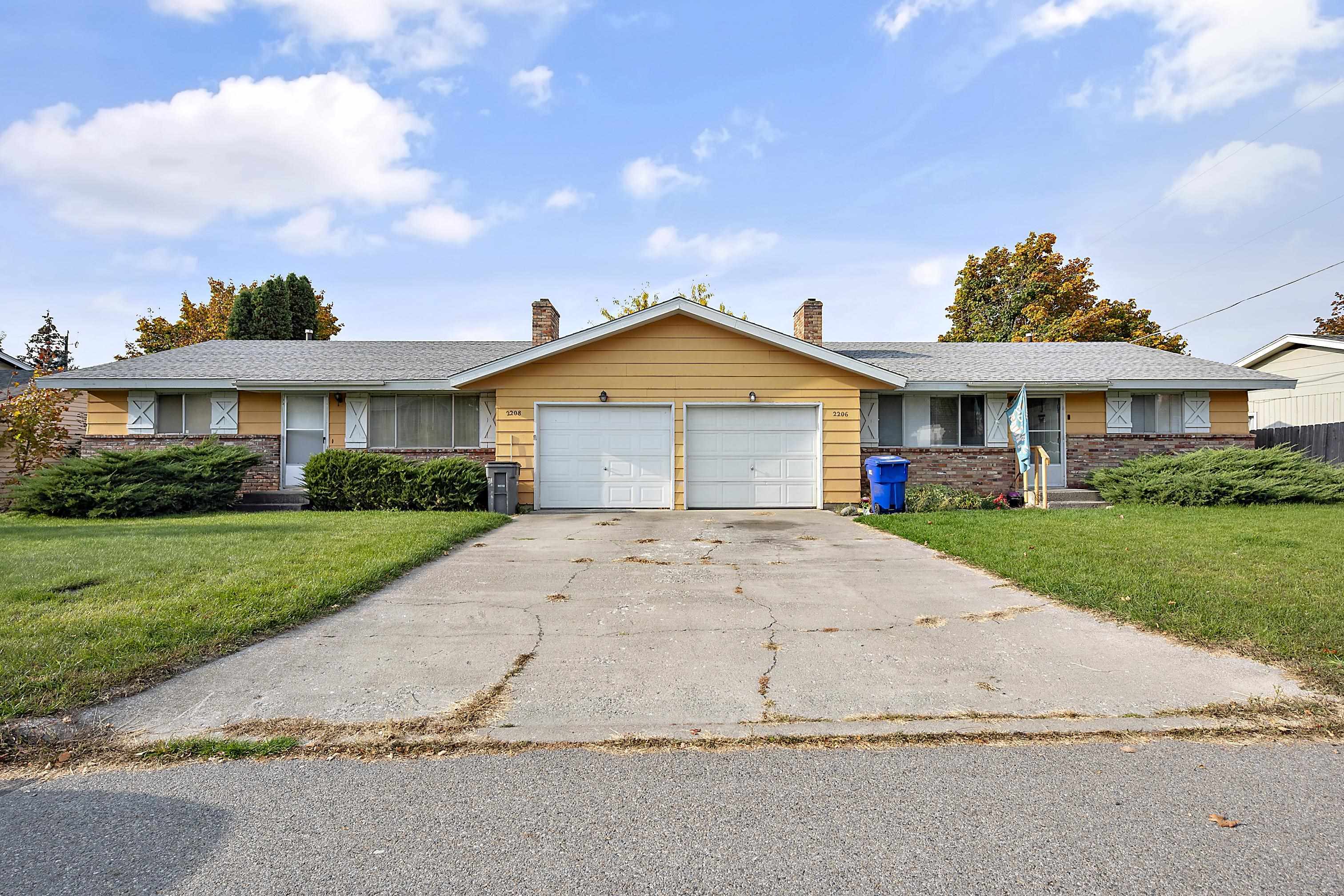 Property Photo:  2206 S Fawn Dr 2208 S Fawn Dr  WA 99206 