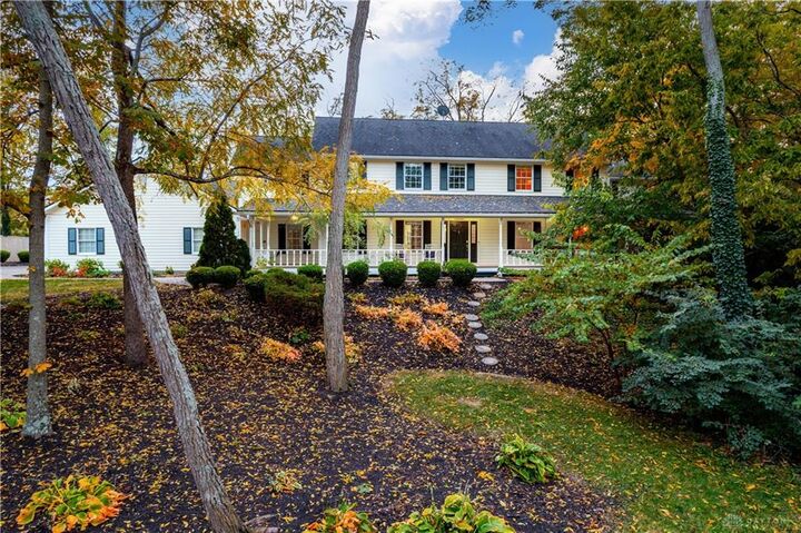 105 Heatherwoode Circle  Springboro OH 45066 photo