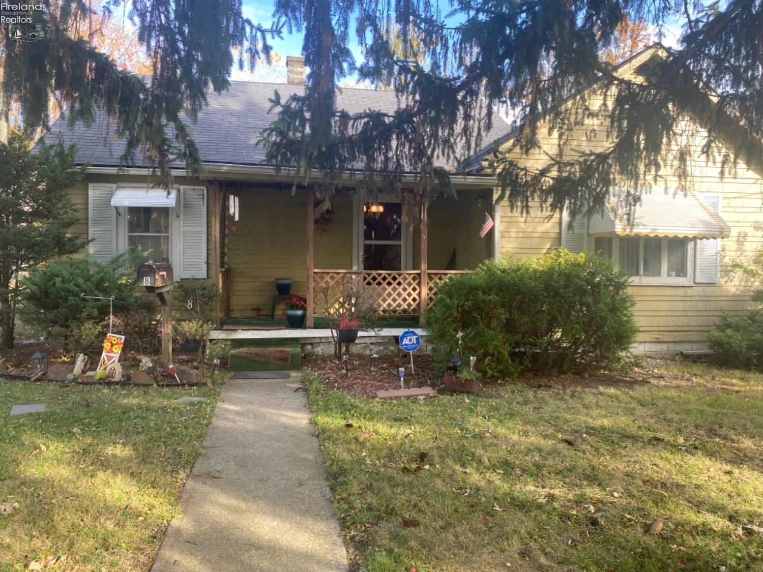 Property Photo:  8 Adams Street  OH 44857 