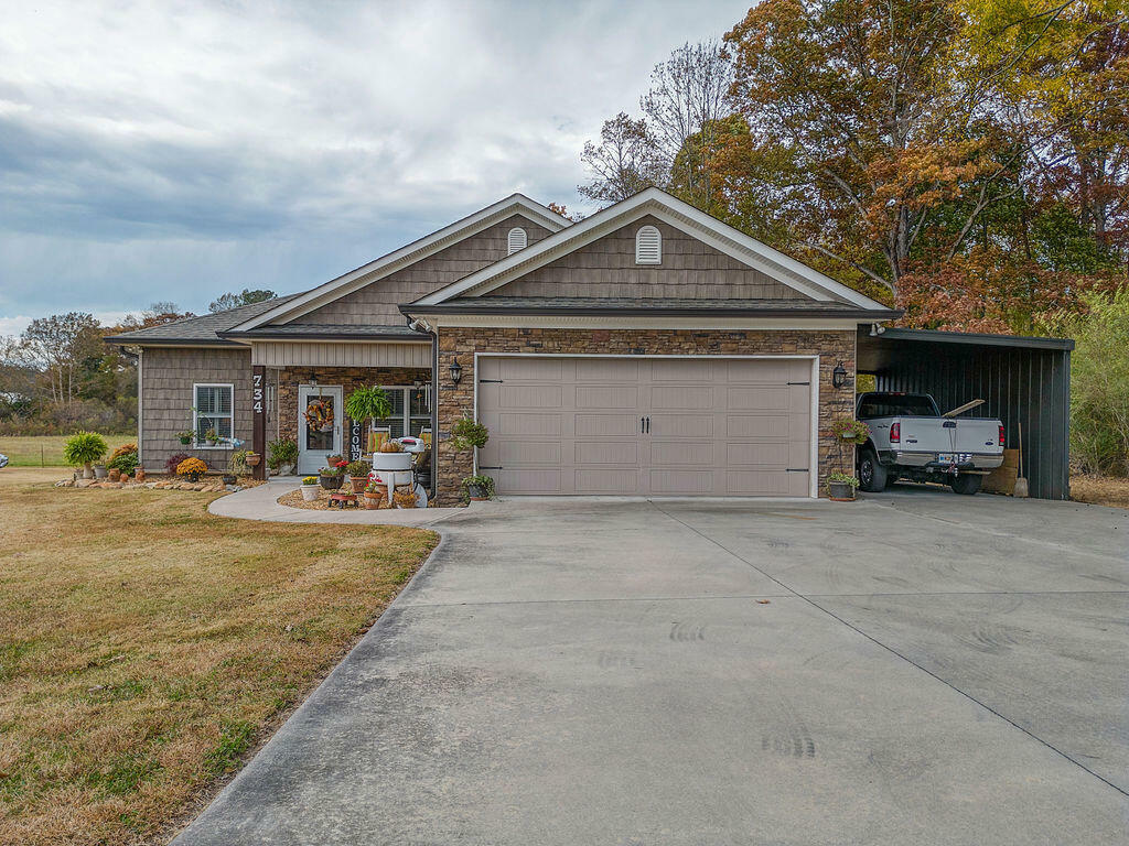 Property Photo:  734 Bryant Road  GA 30710 