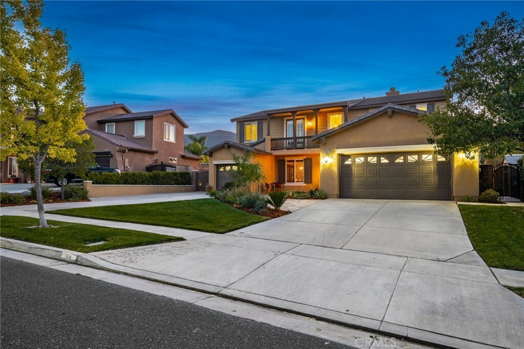 Property Photo: 1614 Paseo Vista Street CA 92881