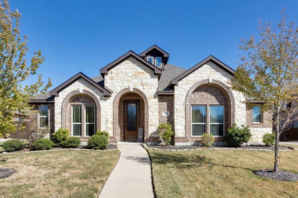 Property Photo: 1128 Vickery Drive TX 75115