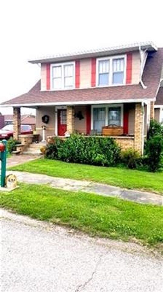 Property Photo:  400 4th Avenue  KY 41183 