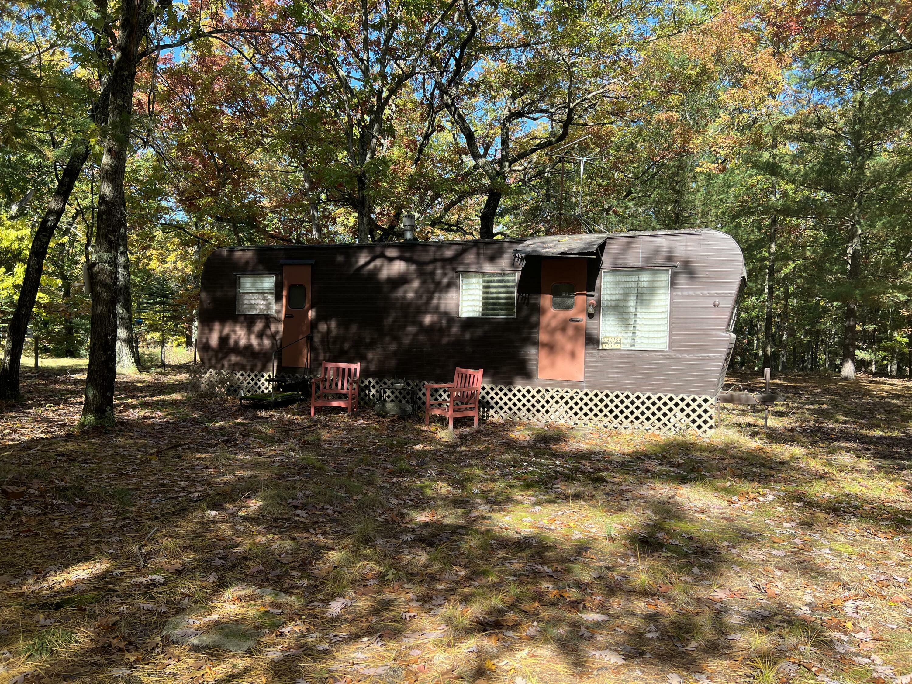 Property Photo: 9880 S Sycamore MI 49304