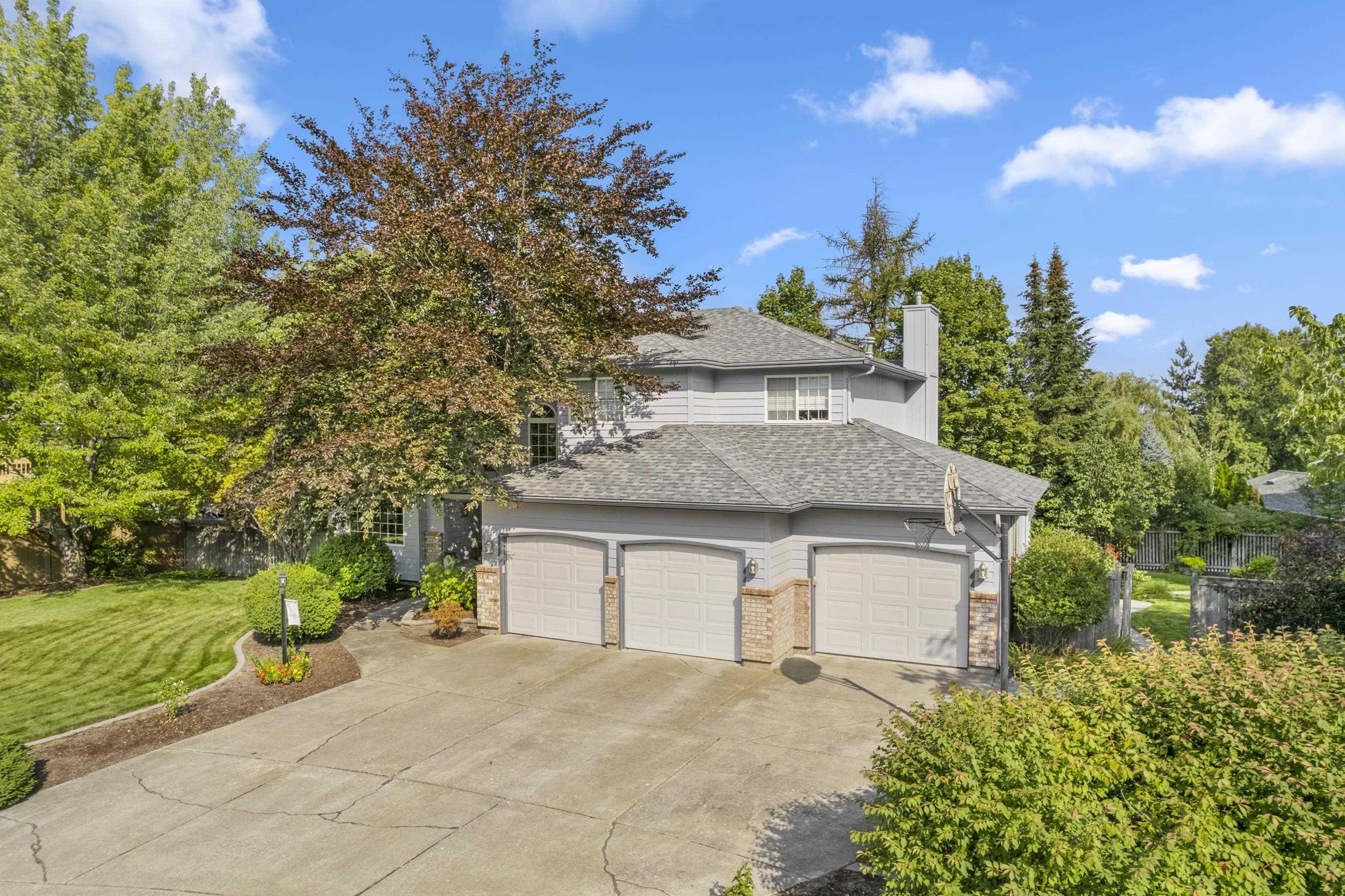 Property Photo:  4707 E 36th Ct  WA 99223 