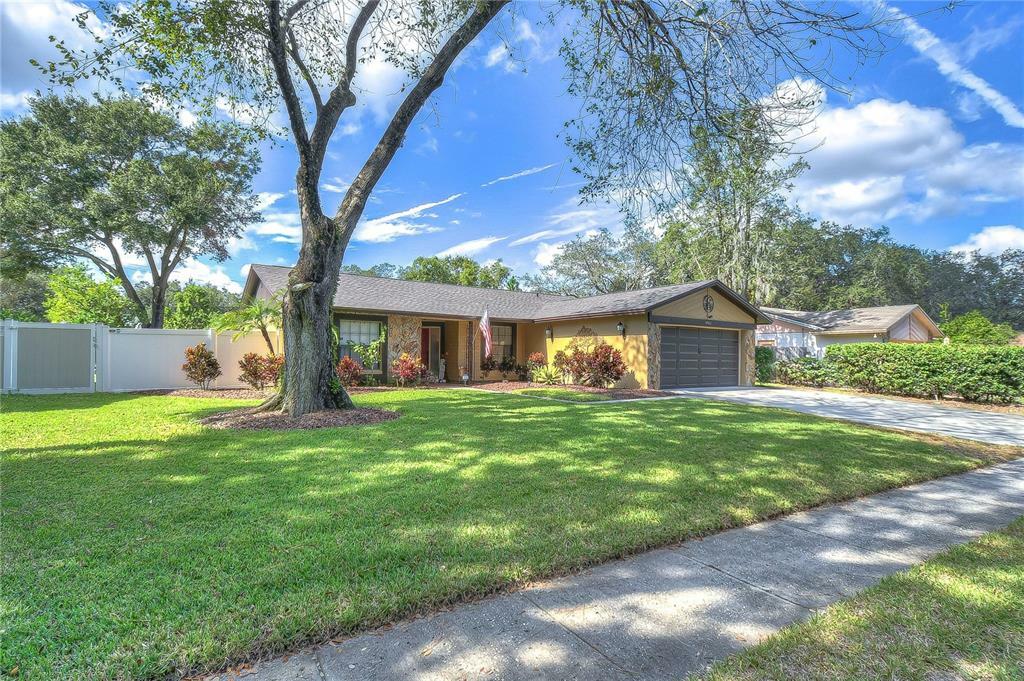 Property Photo:  9412 Alanbrooke Street  FL 33637 