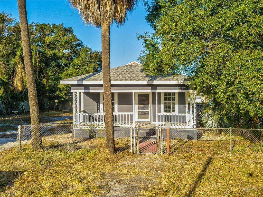 Property Photo: 2110 N 36th Street FL 33605
