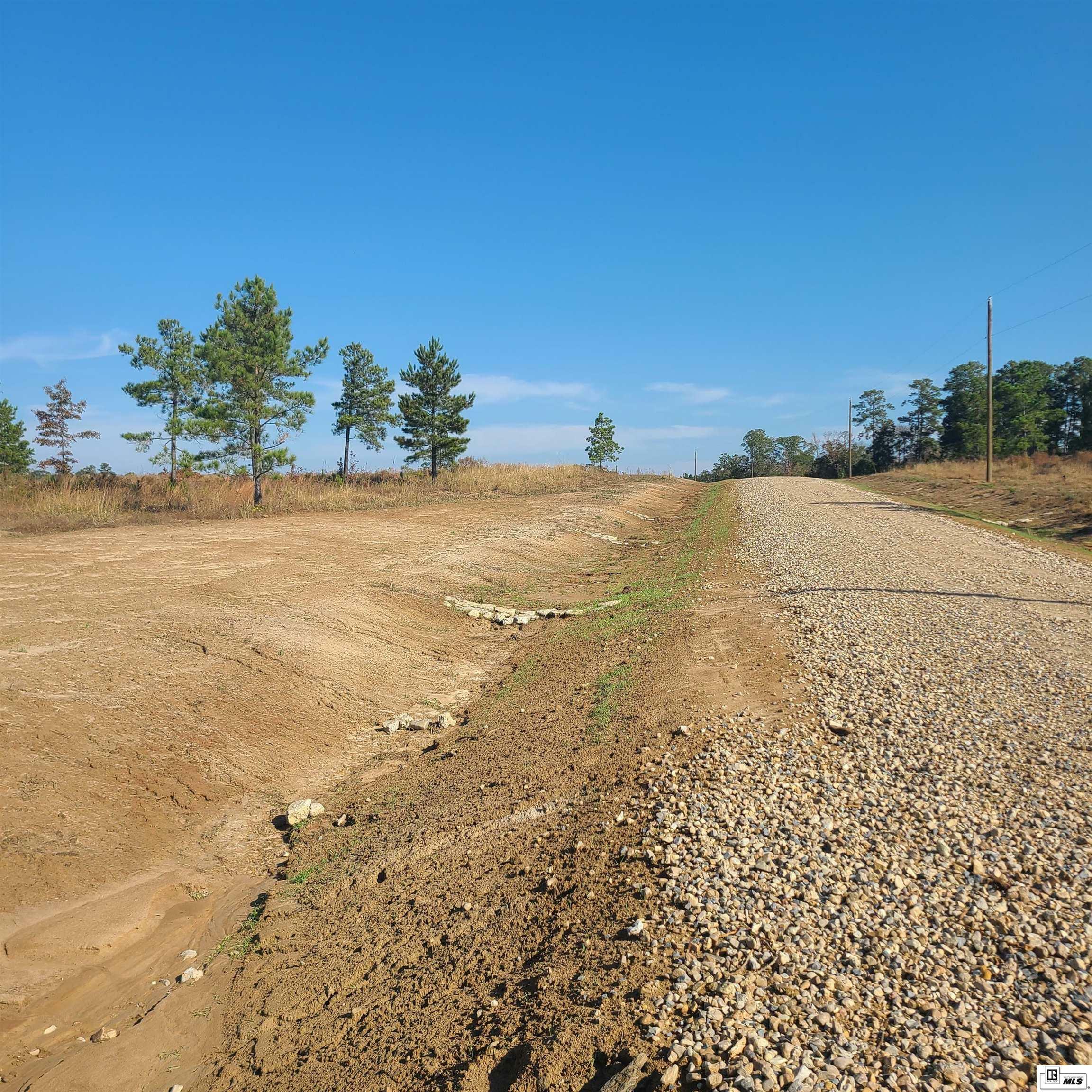 Property Photo: 235 Chief Lane LA 71225