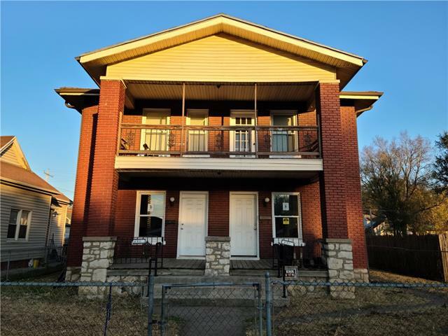 Property Photo: 2311 S 10th Street MO 64503