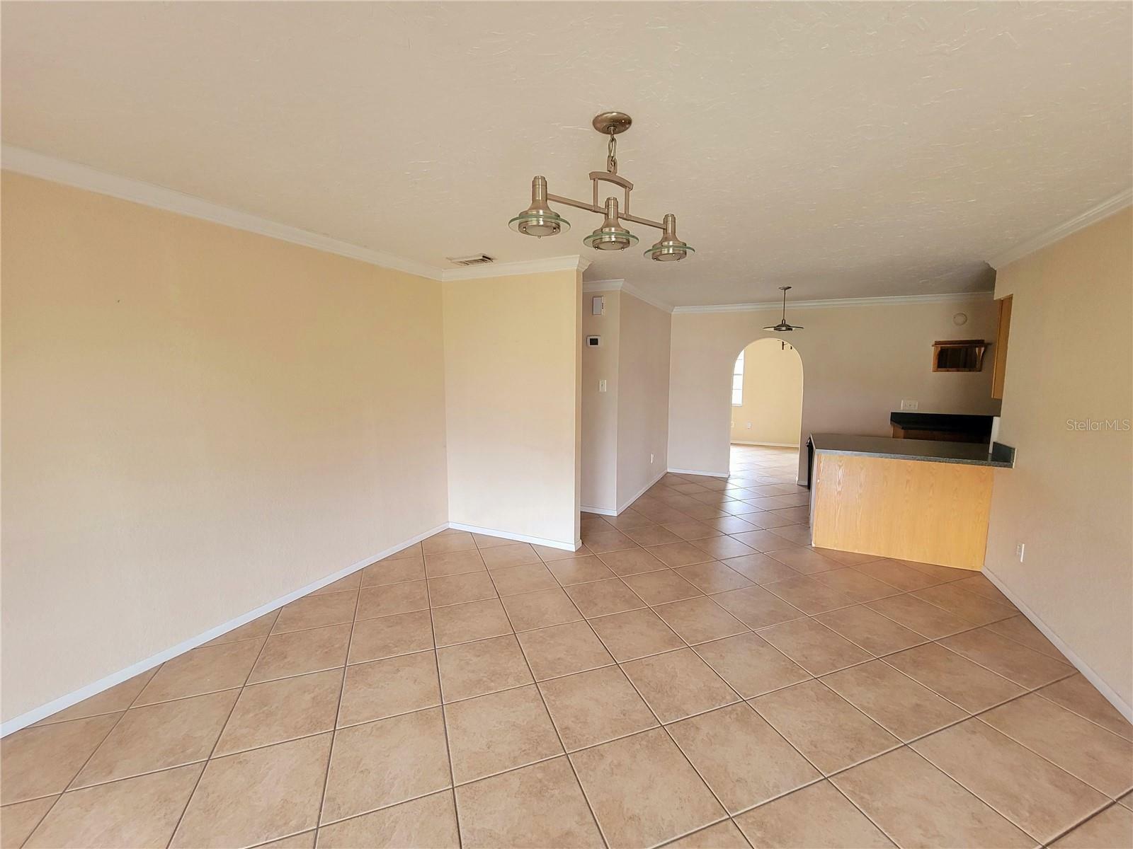 Property Photo: 110 Balboa Court FL 32773