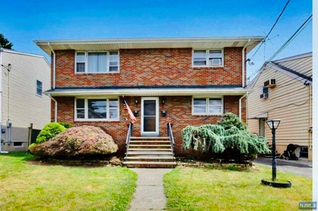 Property Photo:  48 Lee Street 2nd Floor  NJ 07407 