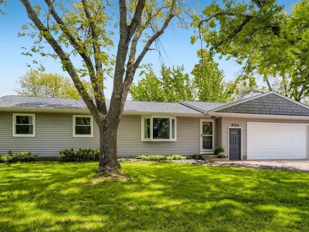 Property Photo:  9324 Park Avenue NE  MN 55330 