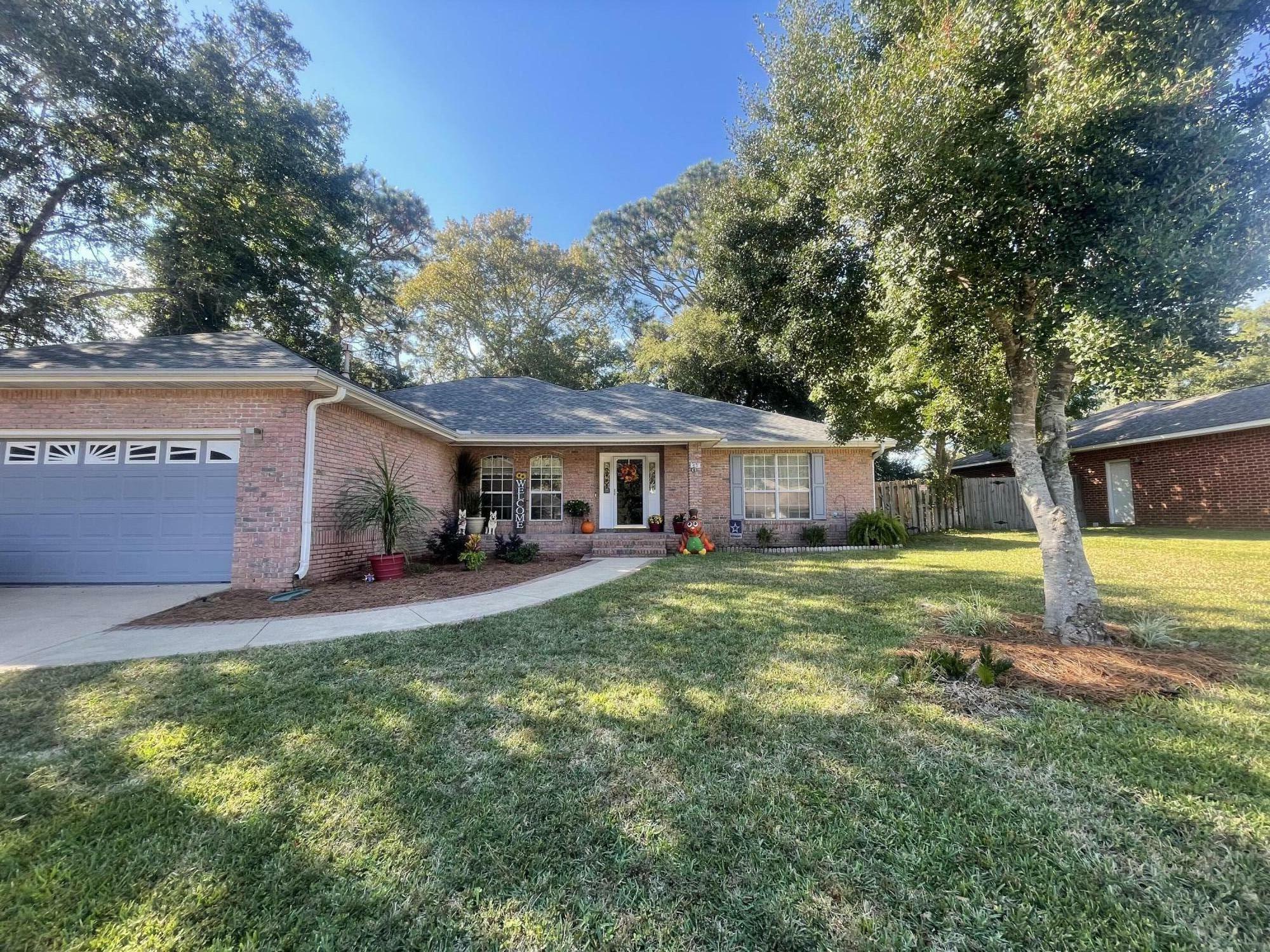 Property Photo:  45 Hillcrest Drive  FL 32579 