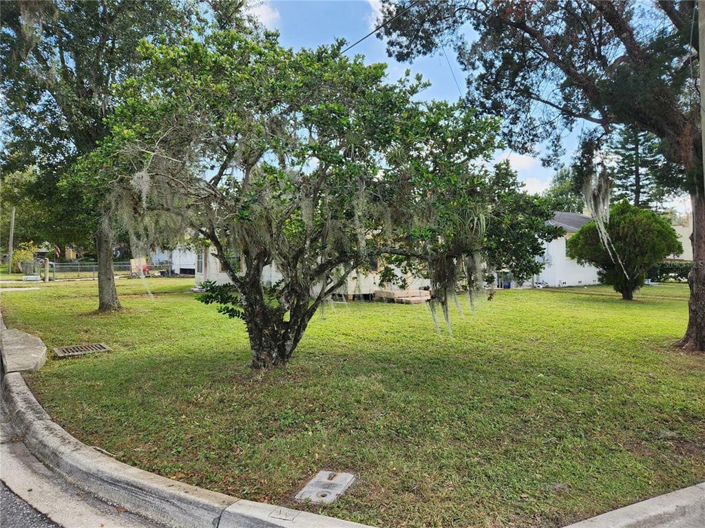 Property Photo:  851 Vineland Road  FL 34787 