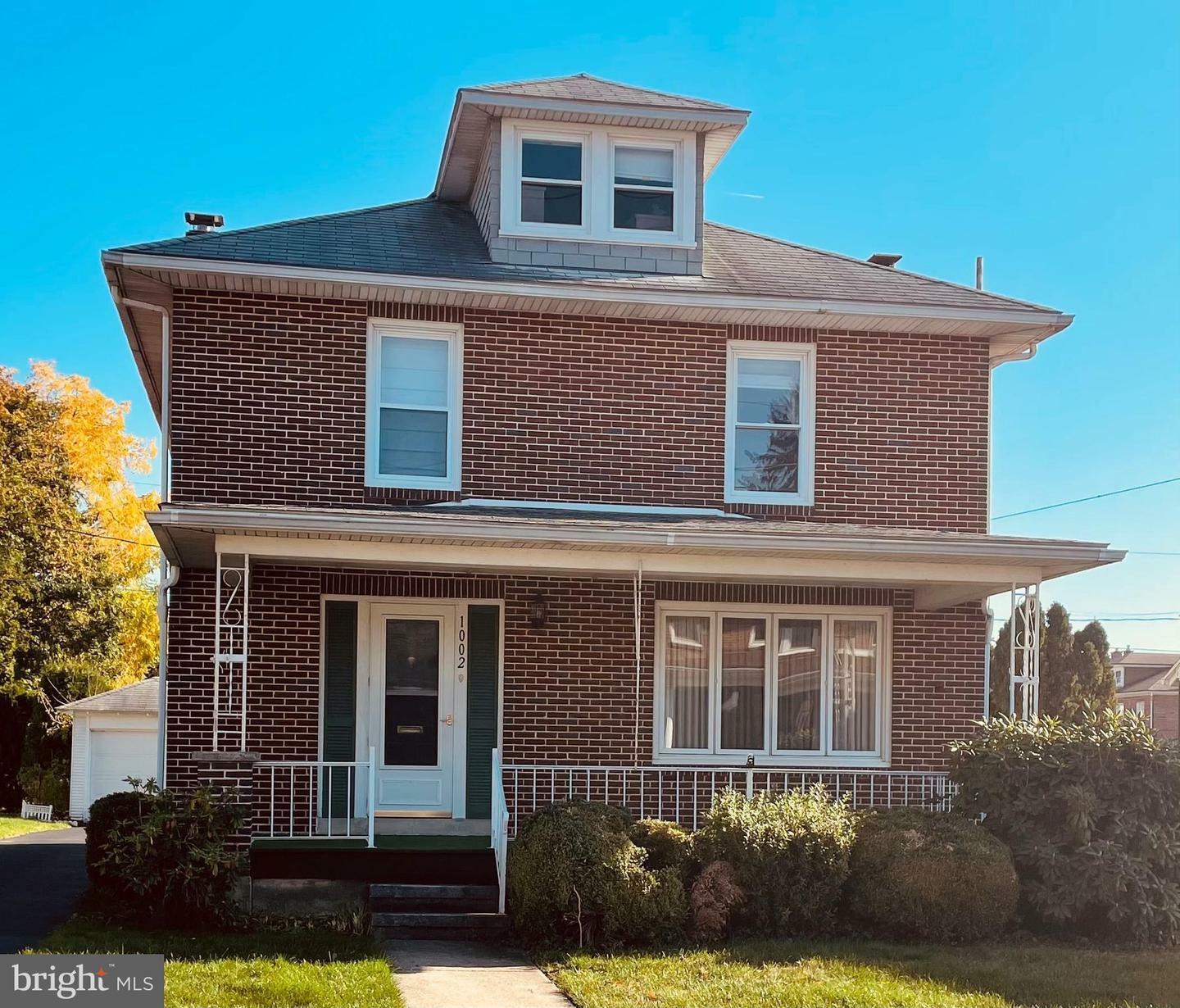 Property Photo:  1002 E Bellevue Avenue  PA 19605 