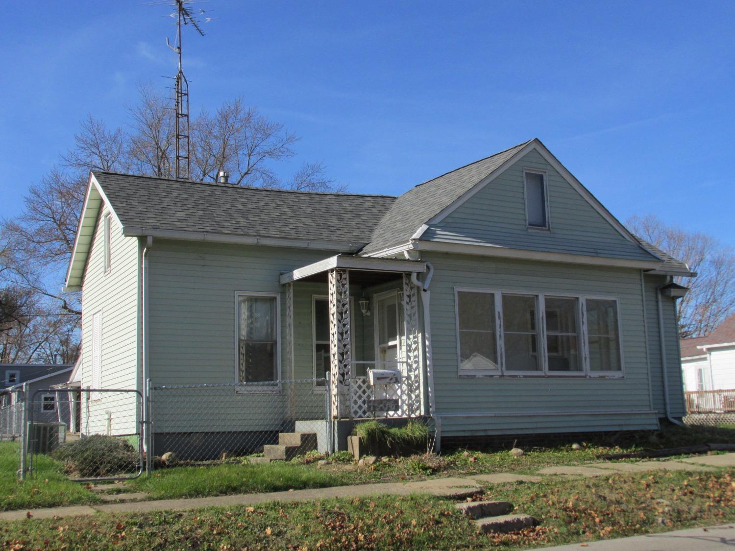 Property Photo:  1506 Scott Street  IN 46350 