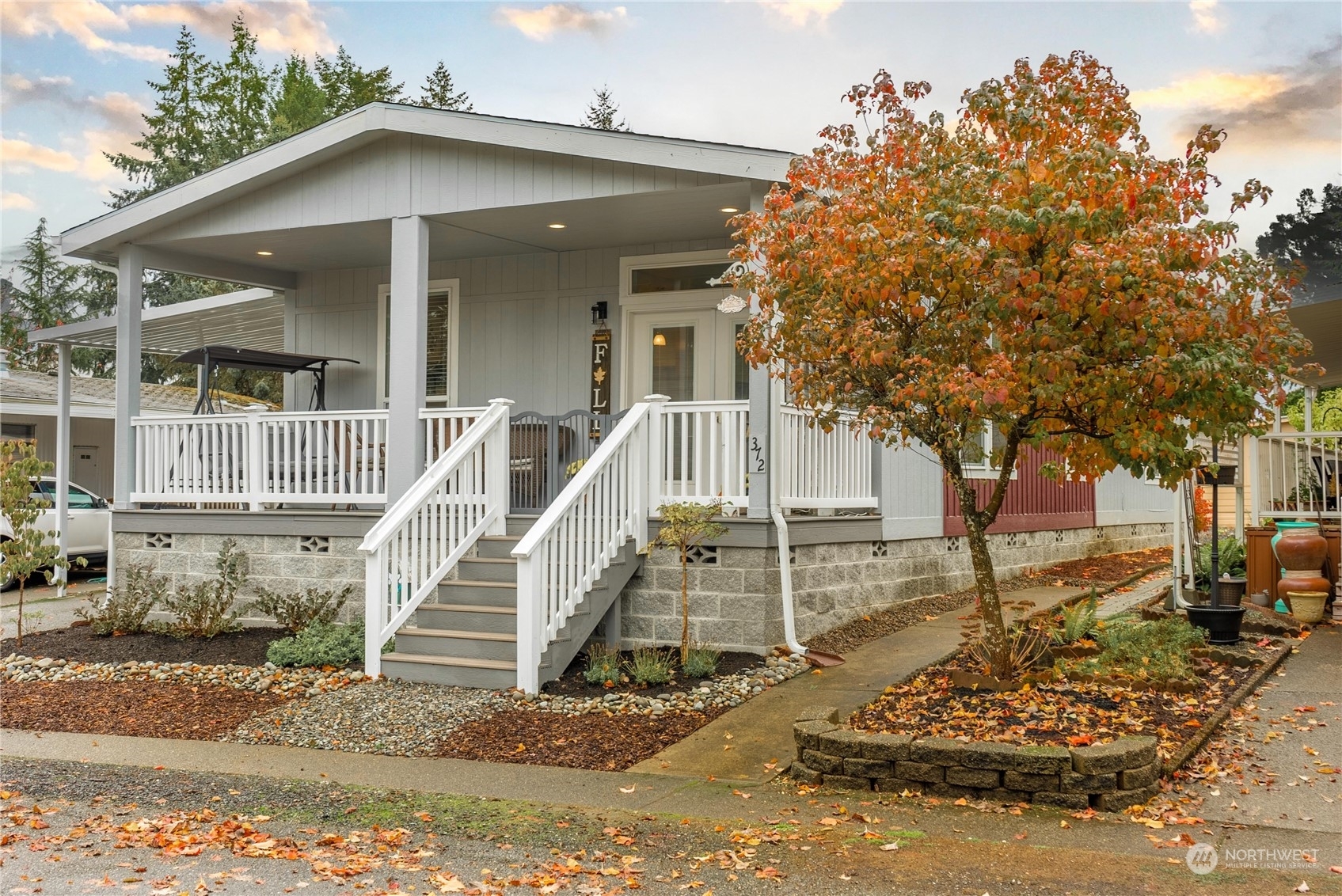 Property Photo:  1111 Archwood Drive SW 372  WA 98502 