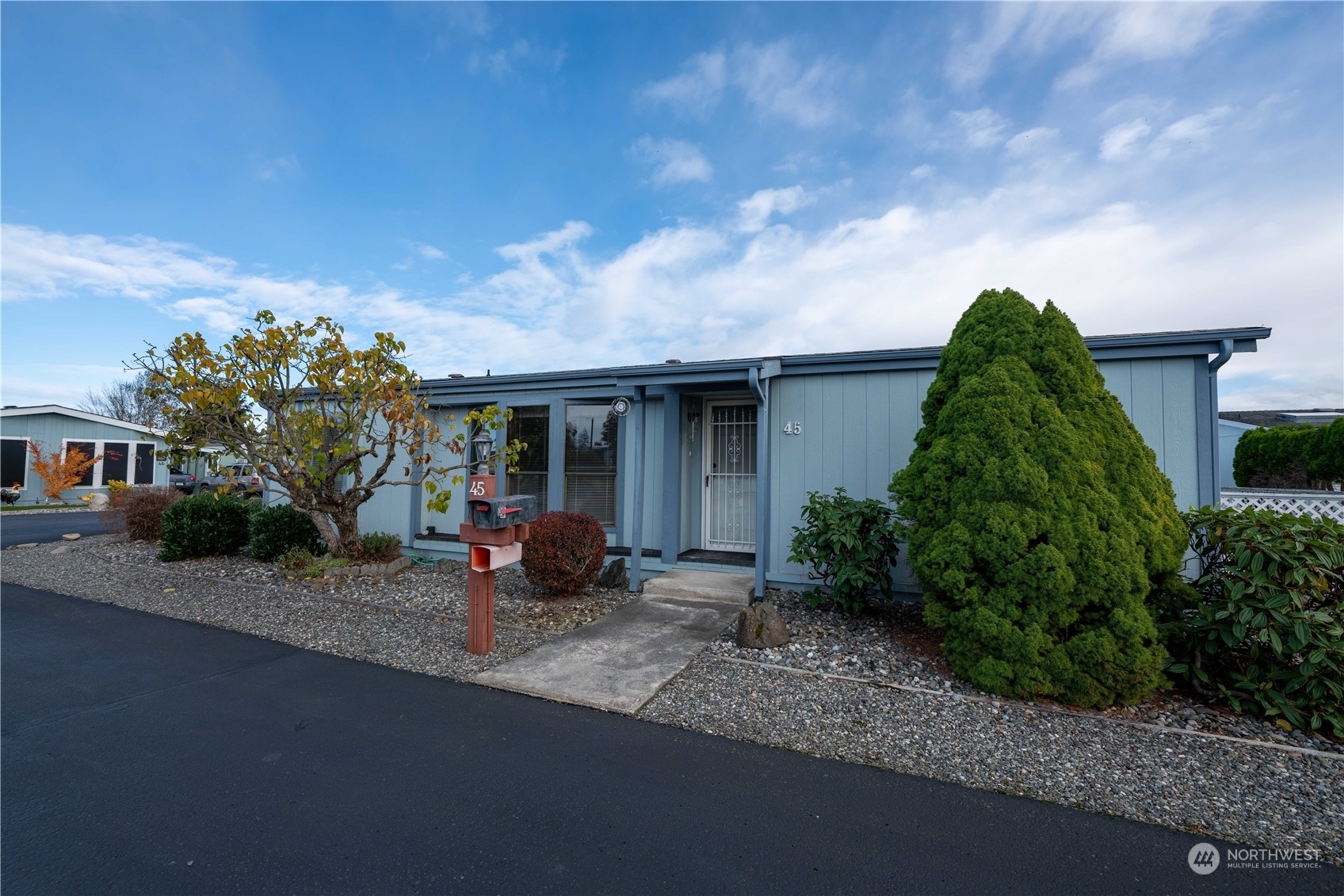 Property Photo: 325 N 5th Avenue 45 WA 98382
