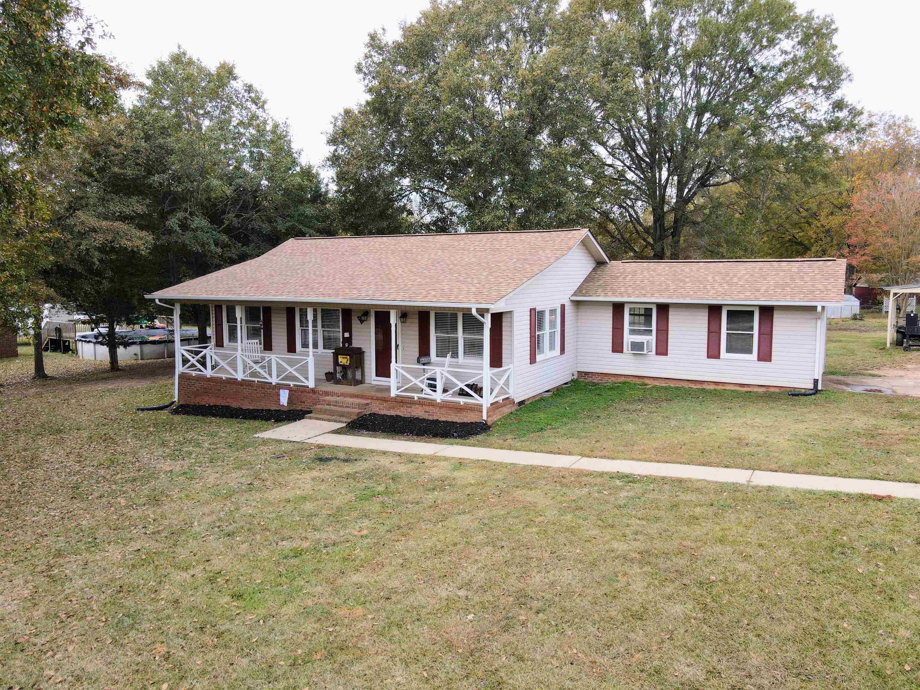 Property Photo:  313 Gregory Road  SC 29340 