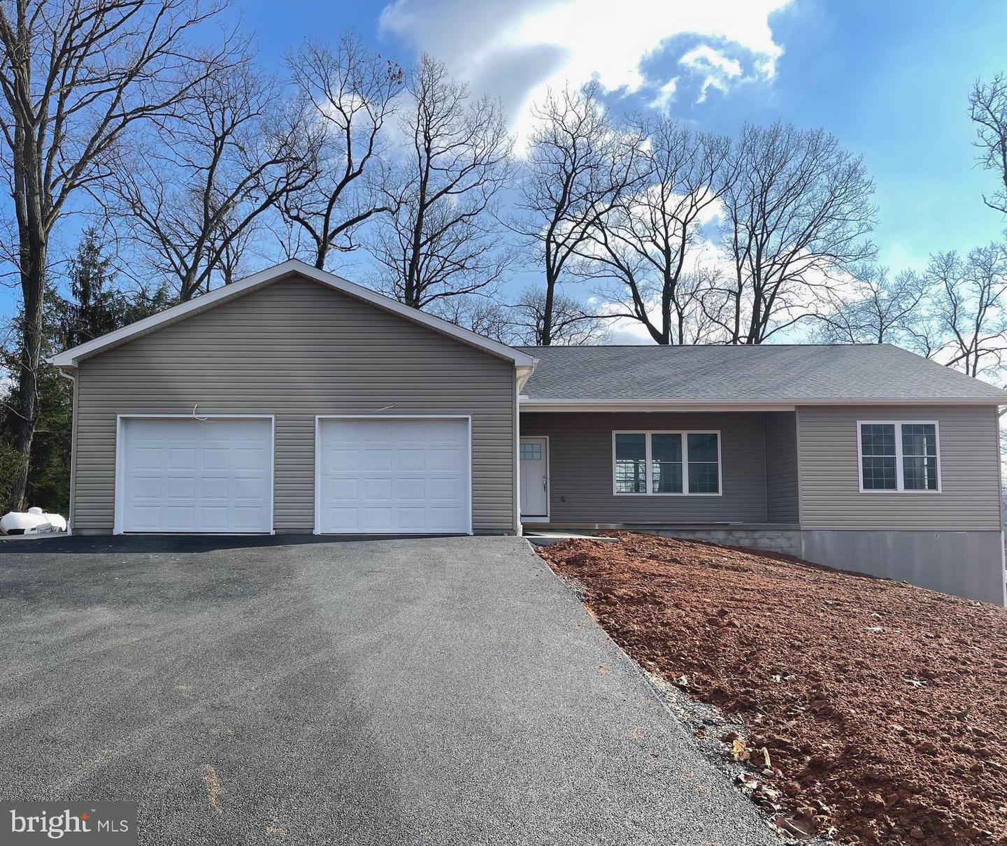 9366 Twin Hills Road  Felton PA 17322 photo