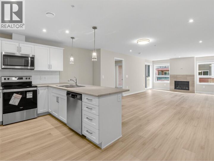 Property Photo: 3362 Skaha Lake Road 604 BC V2A 0J4