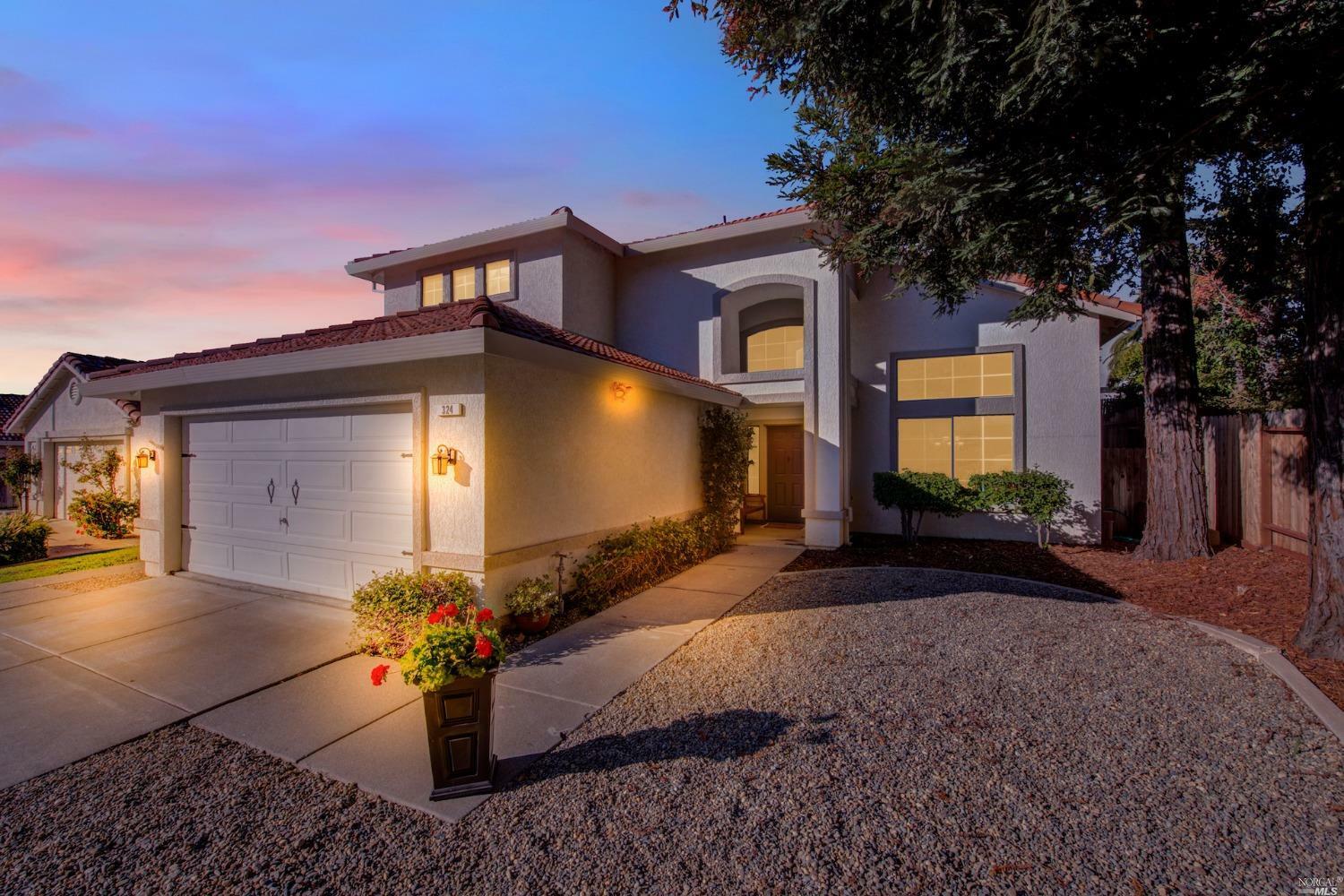 Property Photo:  324 Crow Canyon Court  CA 95688 