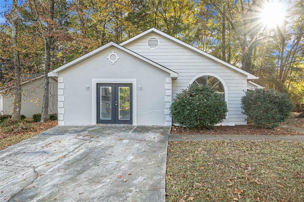 Property Photo: 3596 Six Oaks Court GA 30034