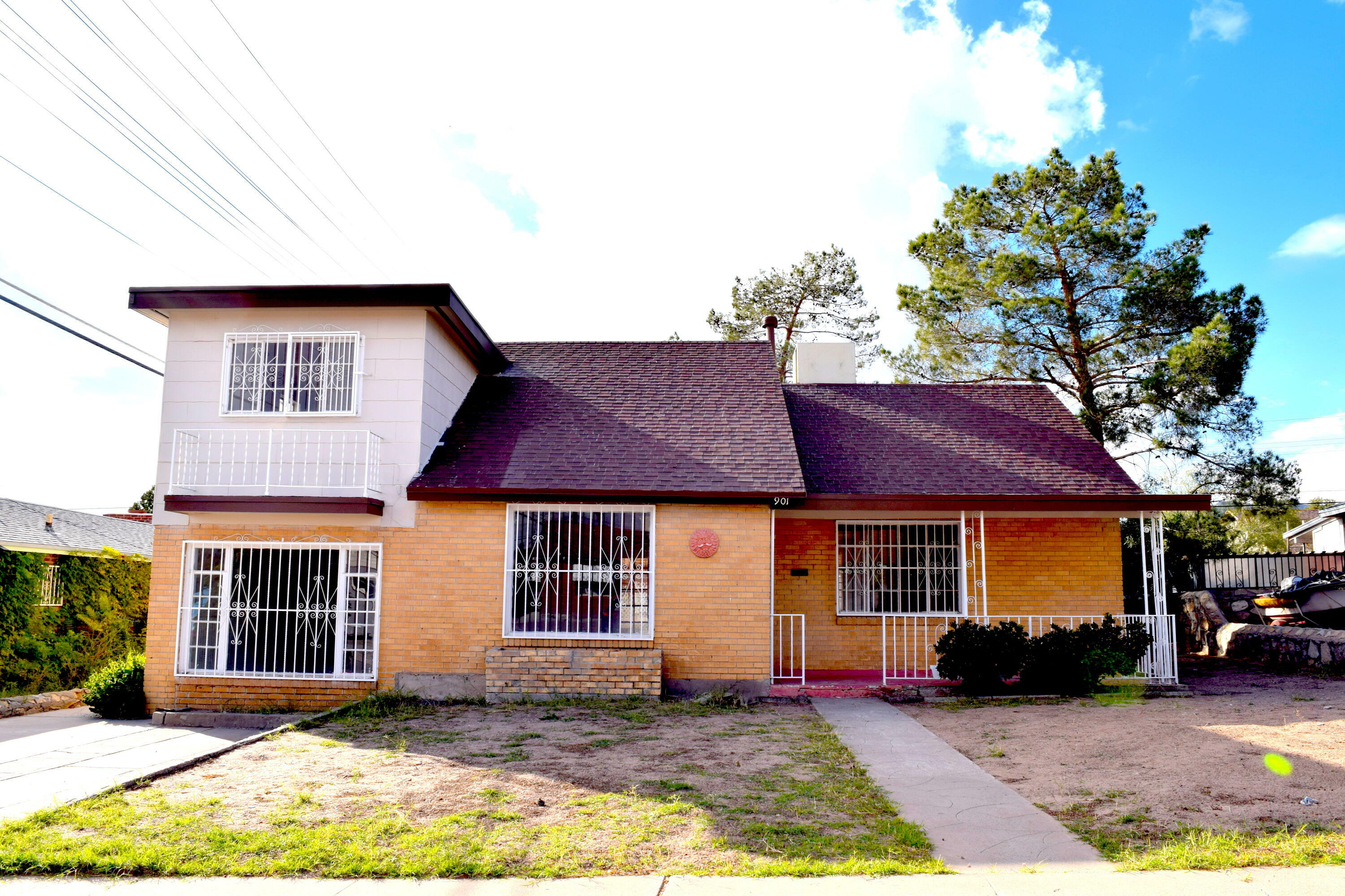 Property Photo:  901 Brazil Place  TX 79903 