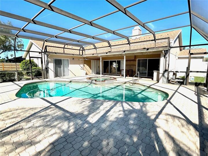 Property Photo: 4038 Kingston Terrace FL 34238