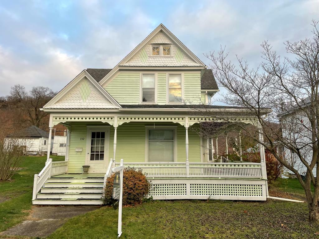 Property Photo:  132 N Main St  PA 18848 