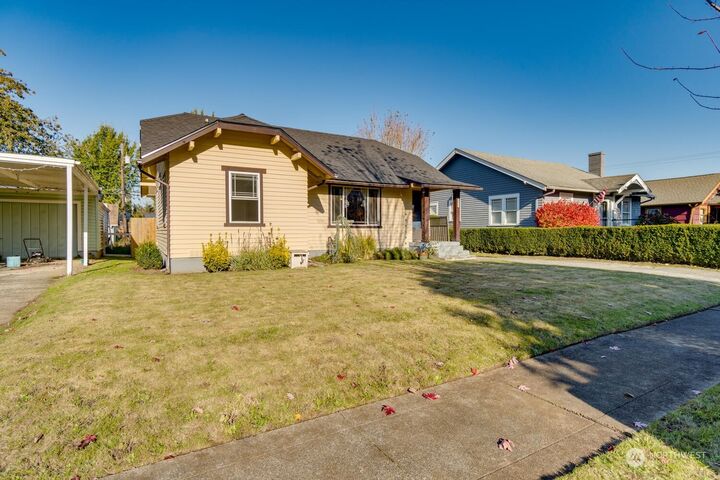 Property Photo:  2818 Field Street  WA 98632 