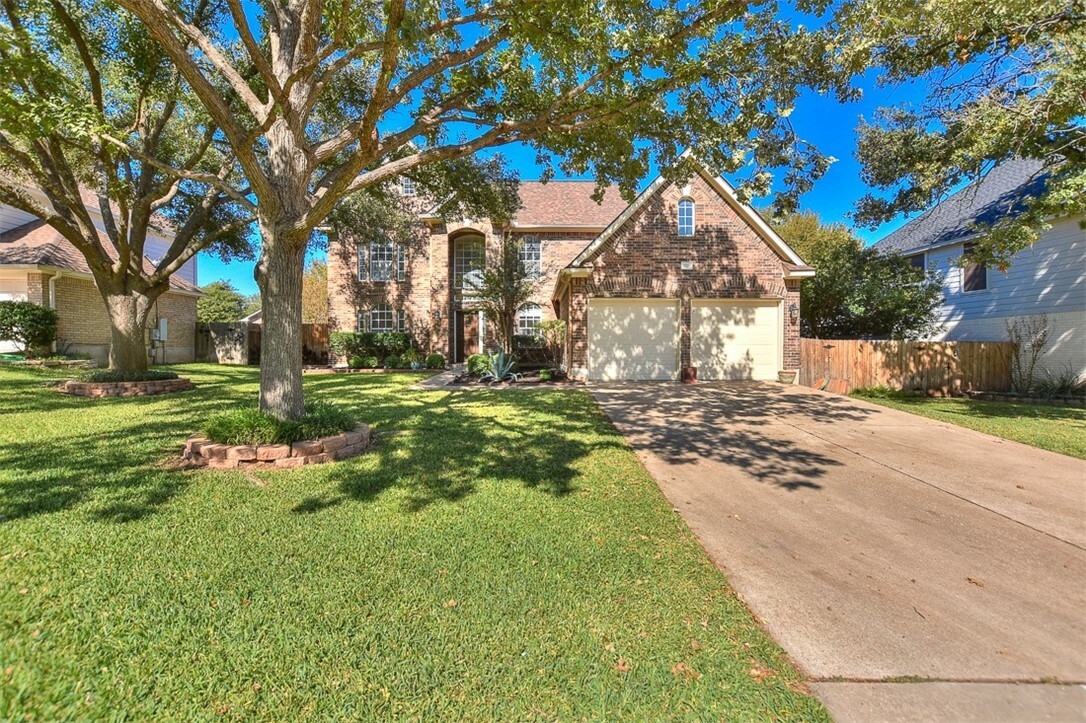 Property Photo:  2018 Wood Glen Drive  TX 78681 